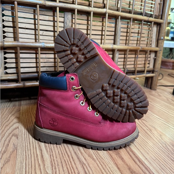 Red Timberland Boots size 6 Leather Premium 6-Inch Lace-Up Waterproof Boot - Picture 13 of 13